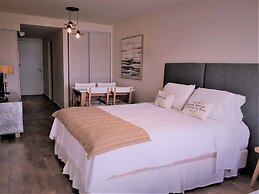 Urbana Suites & Studios 440