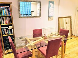 Highbury House Apartment