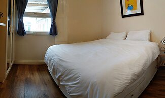 Highbury House Apartment