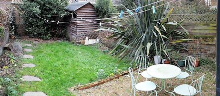 Highbury House Apartment