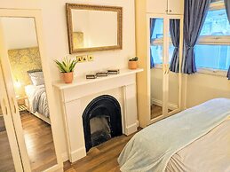 Highbury House Apartment