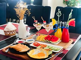 Verdure Lotus Grandeur Cruise on Ha Long Bay