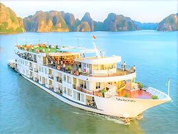 Verdure Lotus Grandeur Cruise on Ha Long Bay