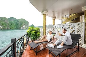 Verdure Lotus Grandeur Cruise on Ha Long Bay