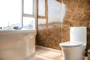 Verdure Lotus Grandeur Cruise on Ha Long Bay