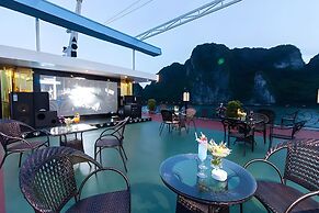 Verdure Lotus Grandeur Cruise on Ha Long Bay