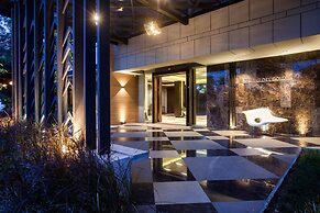 The Glory Gold Hotel