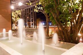 The Glory Gold Hotel