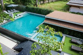 The Glory Gold Hotel