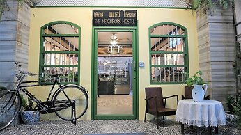 The Neighbors Hostel - Adults Only