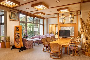 Honjin No Yado Yanagi No Yu