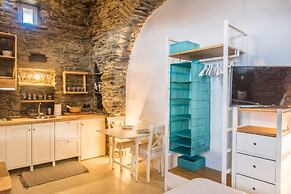 Tinos Pegion House
