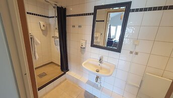 Systra Hotel Apartments Sjøholt