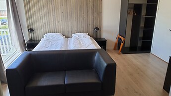 Systra Hotel Apartments Sjøholt