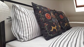 Attic Flat With Amazing Terrace