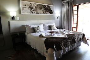 Monate Game Lodge