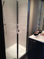 Demeure et Dependance