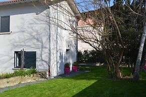 Demeure et Dependance