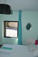 Demeure et Dependance