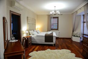 Premium Village Residence