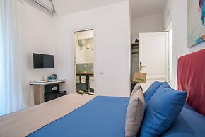 Napoliamo Guest House