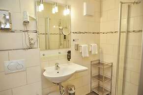 Flair Hotel Am Rosenhügel