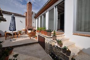 Ionia House