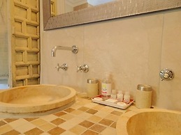 African Palm Cottage