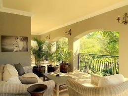 African Palm Cottage