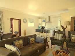 African Palm Cottage