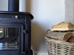 African Palm Cottage