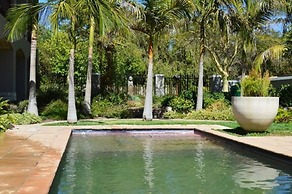 African Palm Cottage