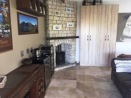 African Palm Cottage