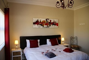 African Palm Cottage