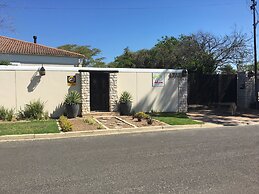 African Palm Cottage