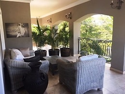 African Palm Cottage