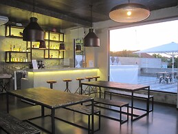 N1 Hostel Apartments & Suites