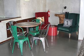 N1 Hostel Apartments & Suites