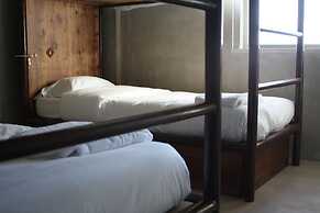 N1 Hostel Apartments & Suites