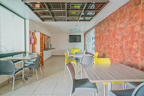 Hotel Brisas Express