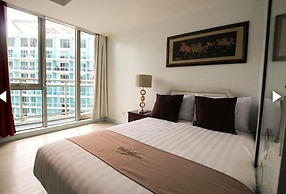 Azure Rio West Wave Pool 1 Bedroom near Airport