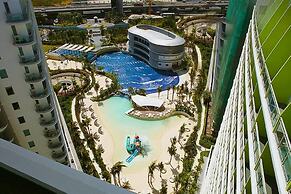 Azure Rio West Wave Pool 1 Bedroom near Airport