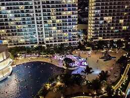Azure Rio West Wave Pool 1 Bedroom near Airport