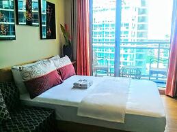 Azure Rio West Wave Pool 1 Bedroom near Airport