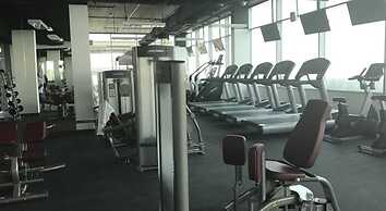 Azure Rio West Wave Pool 1 Bedroom near Airport