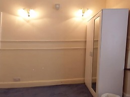 Jaylets Budget Leicester