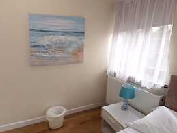 Jaylets Budget Leicester