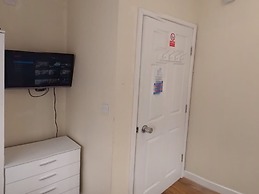 Jaylets Budget Leicester