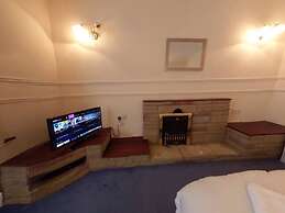 Jaylets Budget Leicester