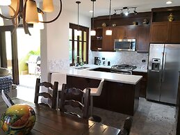 AV322-Loreto Bay-Beautiful Beach View